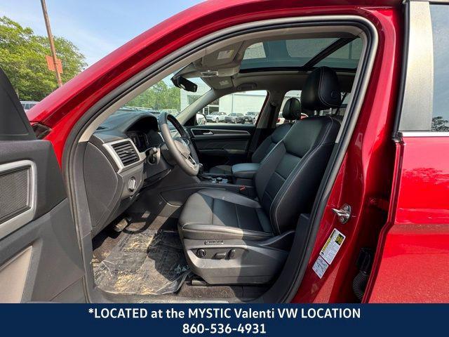 Photo of 2021 Aurora Red Metallic Volkswagen Atlas