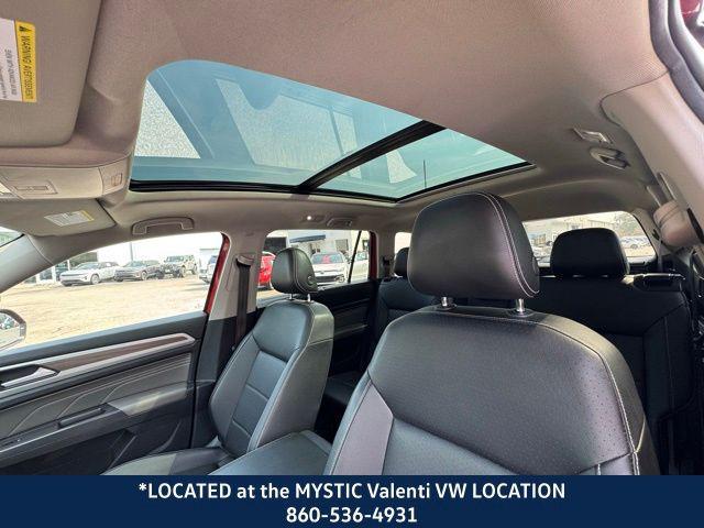 Photo of 2021 Aurora Red Metallic Volkswagen Atlas