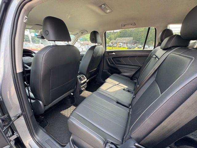 Photo of 2024 Silver Metallic Volkswagen Tiguan