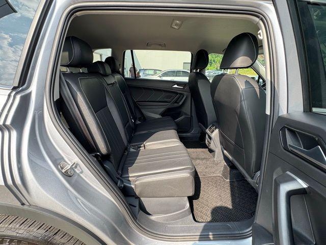 Photo of 2024 Silver Metallic Volkswagen Tiguan