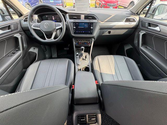 Photo of 2024 Silver Metallic Volkswagen Tiguan