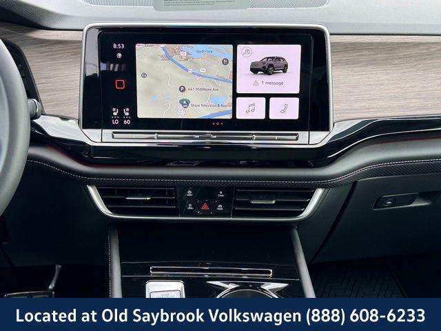 Photo of 2024 Opal White Volkswagen Atlas