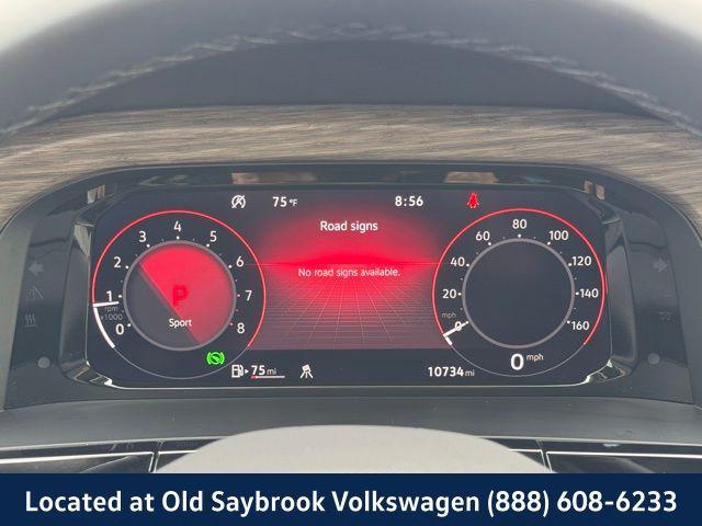 Photo of 2024 Opal White Volkswagen Atlas