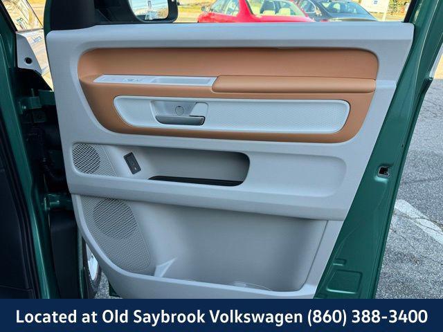 Photo of 2025 Mahi Green Volkswagen ID. Buzz