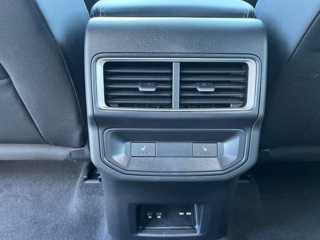 Photo of 2025 White Pearl Volkswagen Atlas Cross Sport