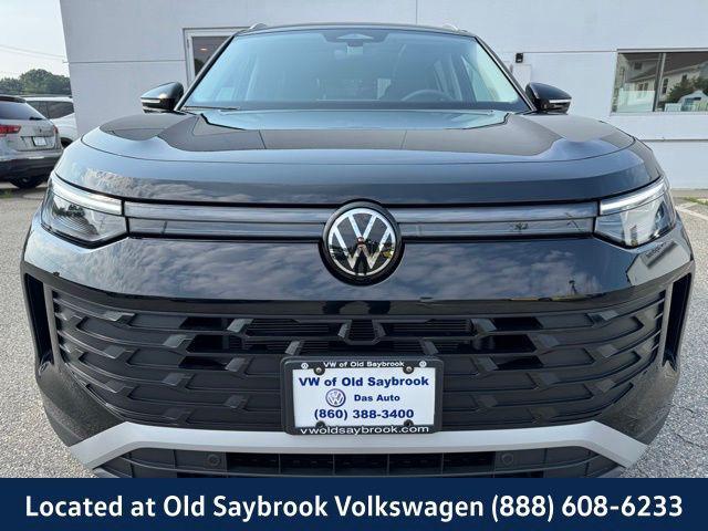 Photo of 2025 Deep Black Pearl Volkswagen Tiguan