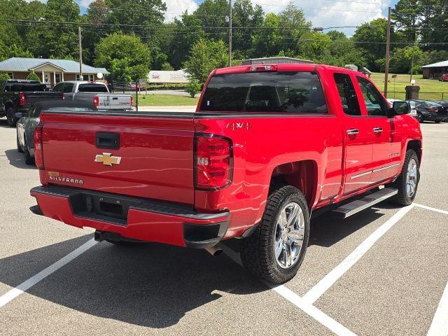 Photo of 2018 Red Chevrolet Silverado 1500