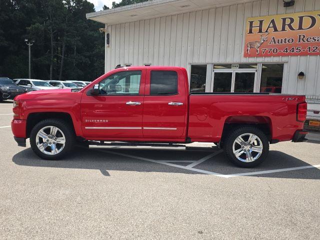 Photo of 2018 Red Chevrolet Silverado 1500
