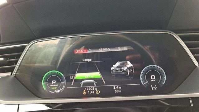 Photo of 2022 Brilliant Black Audi e-tron
