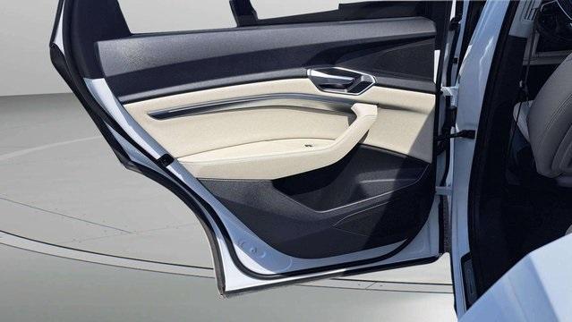 Photo of 2022 Glacier White Metallic Audi e-tron