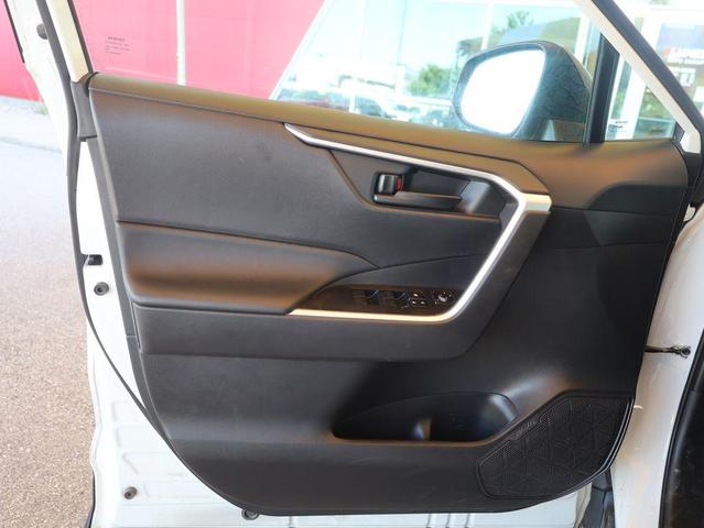 Photo of 2024 Ice Cap Toyota RAV4 Hybrid