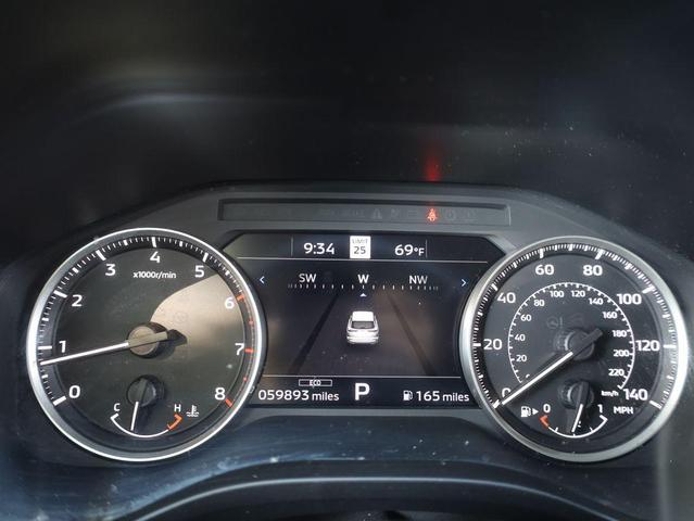 Photo of 2024 Labrador Black Pearl Mitsubishi Outlander