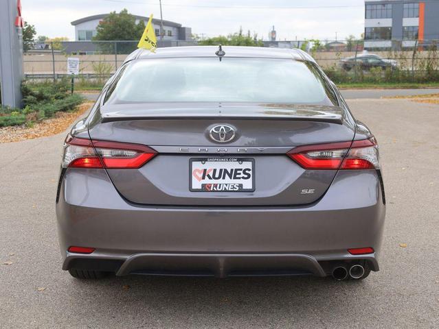 Photo of 2023 Gray Toyota Camry