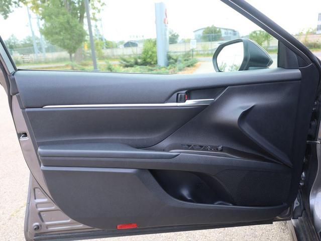 Photo of 2023 Gray Toyota Camry