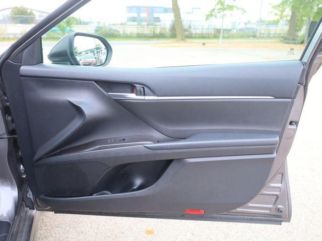 Photo of 2023 Gray Toyota Camry