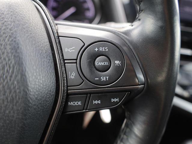 Photo of 2023 Gray Toyota Camry