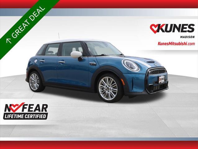 2023 MINI Hardtop