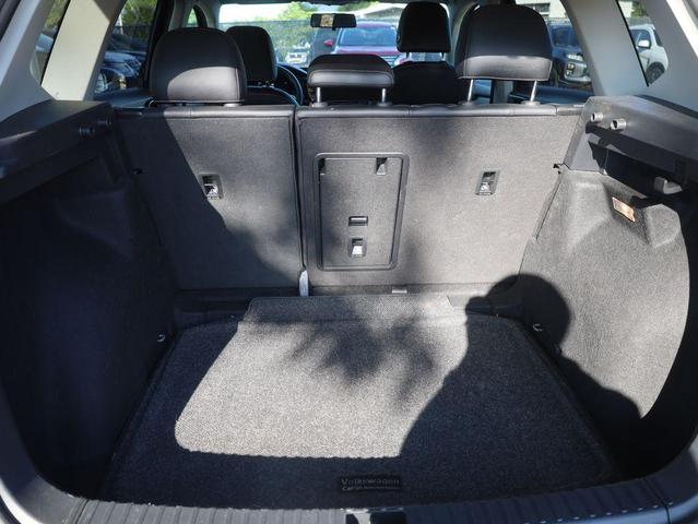 Photo of 2022 Deep Black Pearl Volkswagen Taos