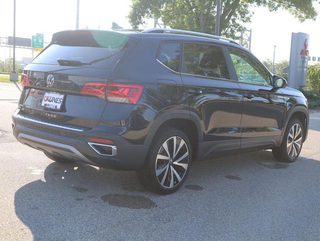 Photo of 2022 Deep Black Pearl Volkswagen Taos