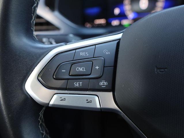 Photo of 2022 Deep Black Pearl Volkswagen Taos