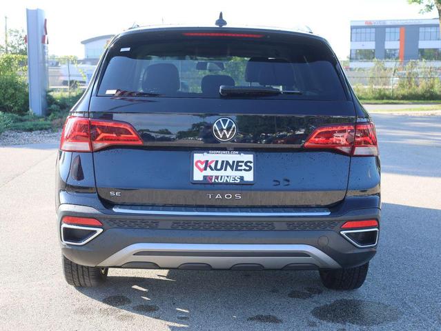 Photo of 2022 Deep Black Pearl Volkswagen Taos