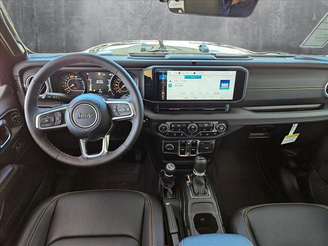 Photo of 2025 Black Clearcoat Jeep Wrangler