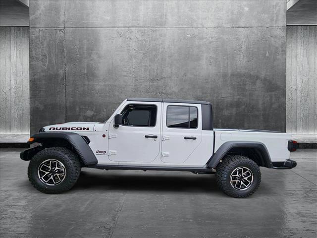 Photo of 2025 Bright White Clearcoat Jeep Gladiator