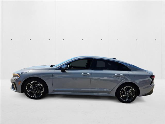 Photo of 2025 Wolf Gray Kia K5