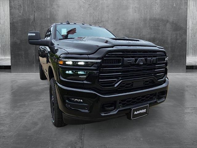 Photo of 2025 Diamond Black Crystal Pearlcoat RAM 2500
