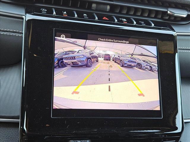 Photo of 2025 Baltic Gray Metallic Clearcoat Jeep Grand Cherokee L
