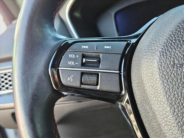 Photo of 2023 Platinum White Pea Acura Integra
