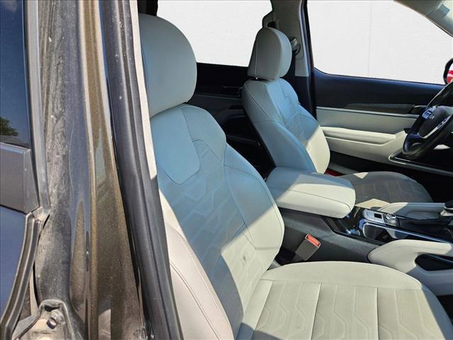 Photo of 2022 Dark Moss Kia Telluride