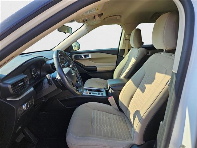 Photo of 2020 Star White Metallic Tri-Coat Ford Explorer