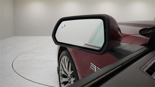 Photo of 2025 Molten Magenta Metallic Tri-coat Ford Mustang