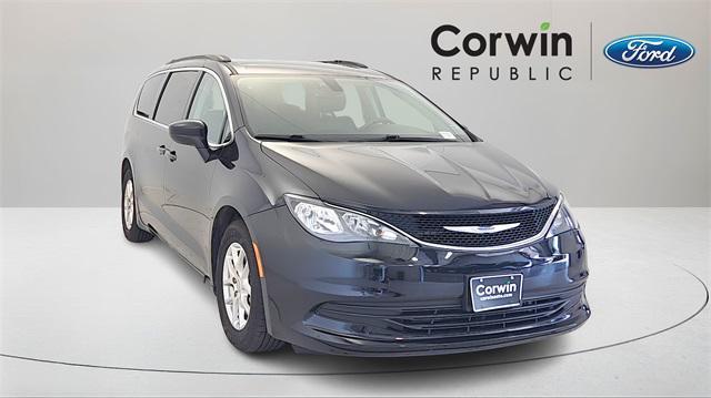 2020 Chrysler Voyager