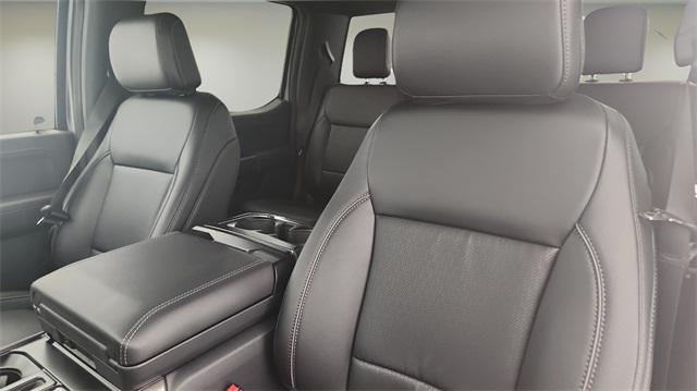Photo of 2025 Iconic Silver Metallic Ford F-150