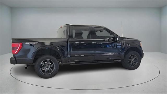 Photo of 2023 AGATE BLACK METALLIC Ford F-150