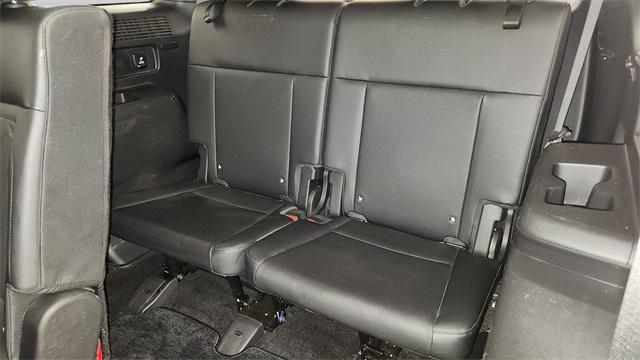 Photo of 2024 Shimmering Silver Pearl Hyundai SANTA FE