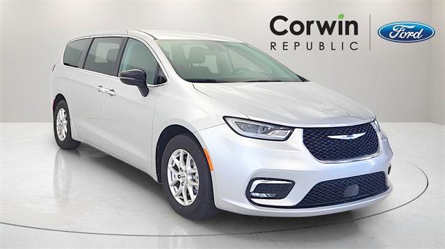 2024 Chrysler Pacifica