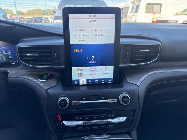 Photo of 2020 AGATE BLACK Ford Explorer