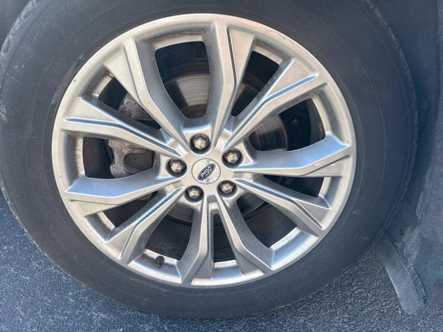Photo of 2020 AGATE BLACK Ford Explorer