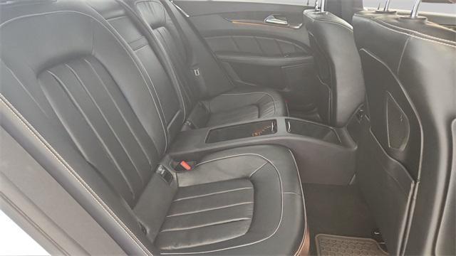 Photo of 2016 Diamond White Mercedes-Benz CLS-Class