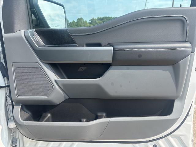 Photo of 2023 Oxford White Ford F-150