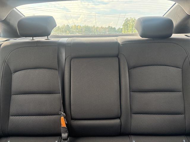 Photo of 2018 White Chevrolet Malibu