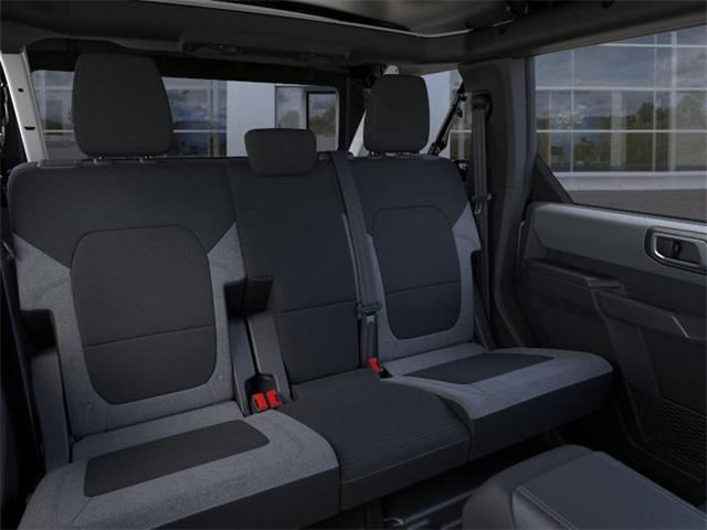 Photo of 2025 Oxford White Ford Bronco