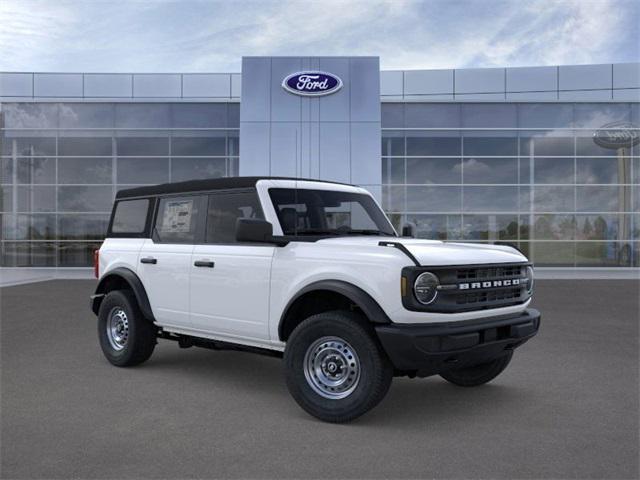 Photo of 2025 Oxford White Ford Bronco