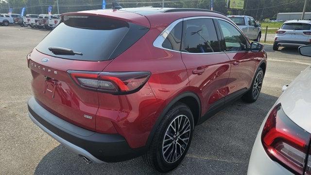 Photo of 2025 Rapid Red Met Tinted Ford Escape PHEV