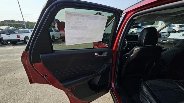 Photo of 2025 Rapid Red Met Tinted Ford Escape PHEV