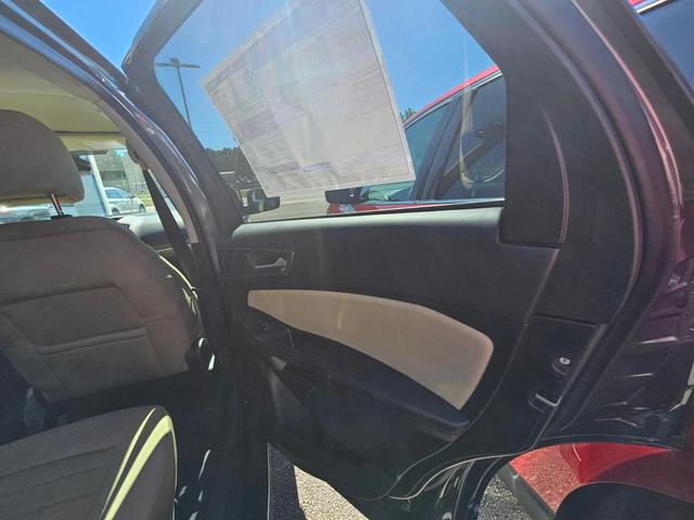 Photo of 2024 Carbonized Gray Ford Edge