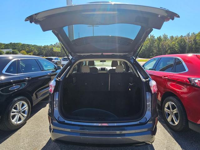 Photo of 2024 Carbonized Gray Ford Edge